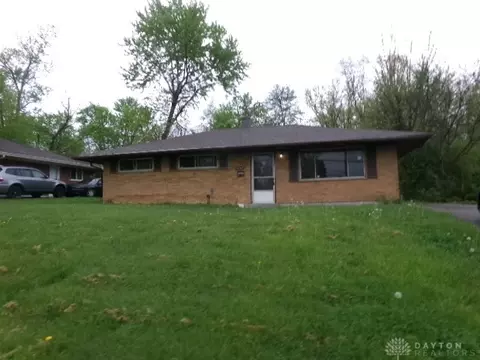 8606 Neptune Dr, Cincinnati, OH 45231