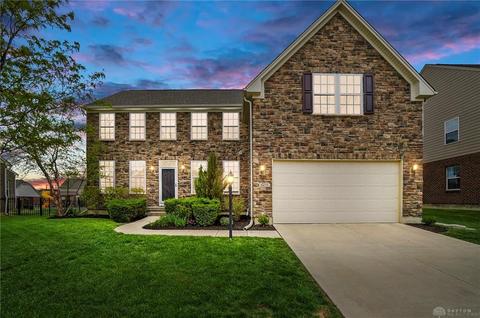 9475 Oak Brook Dr, Dayton, OH 45458