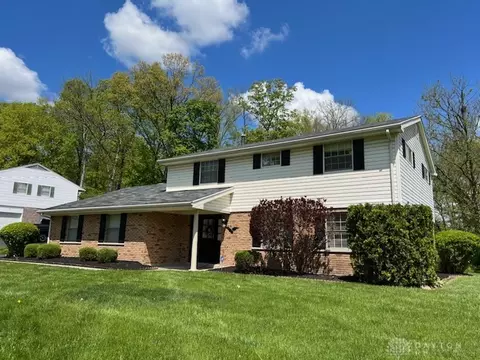 119 W Woodbury Dr, Dayton, OH 45415
