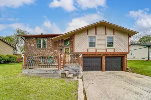 2256 Trinity Dr, Middletown, OH 45044