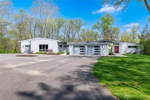 6429 Durban Rd, Washington Township, OH 45459