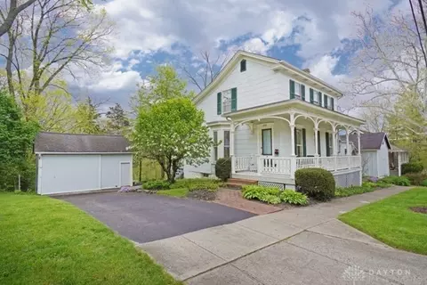 254 S 3rd St, Waynesville, OH 45068