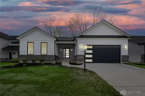 9945 Rothschild Ct, Dayton, OH 45458
