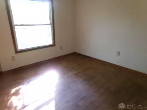 107 E Walnut St, Spring Valley, OH 45370 photo 10