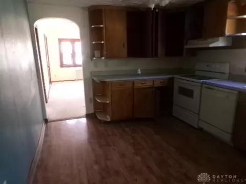 107 E Walnut St, Spring Valley, OH 45370 photo 12