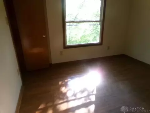 107 E Walnut St, Spring Valley, OH 45370 photo 11