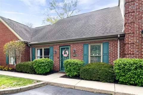 163 Village Trail Dr, Vandalia, OH 45377