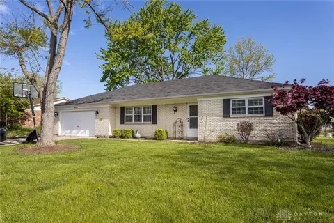 4713 Old Salem Rd, Englewood, OH 45322