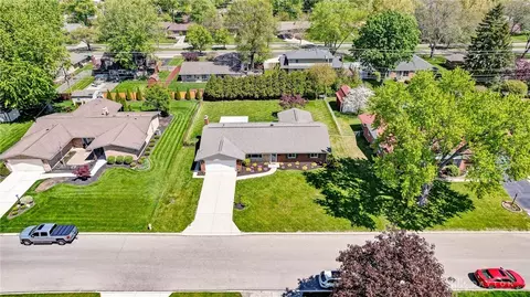 2243 Brookpark Dr, Dayton, OH 45440 photo 3