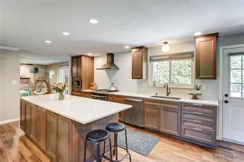 2243 Brookpark Dr, Dayton, OH 45440 photo 21