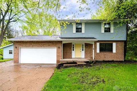 225 Fairfield Pike, Enon, OH 45323