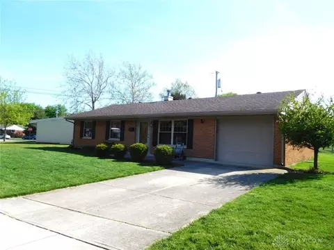 125 Hartman Ave, Tipp City, OH 45371