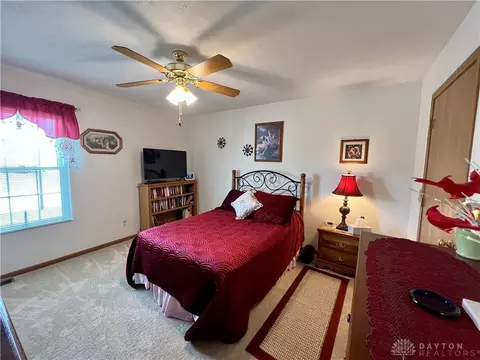 1760 Pinehurst Dr, Springfield, OH 45502 photo 21
