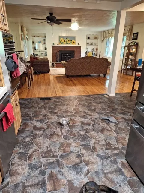 Undisclosed, Centerville, OH 45459 photo 9