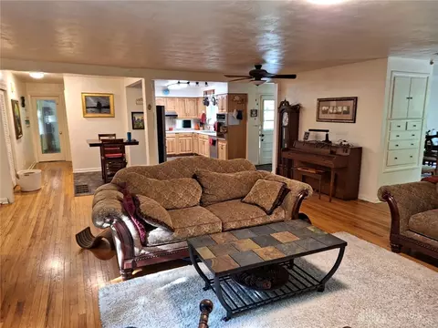 Undisclosed, Centerville, OH 45459 photo 10
