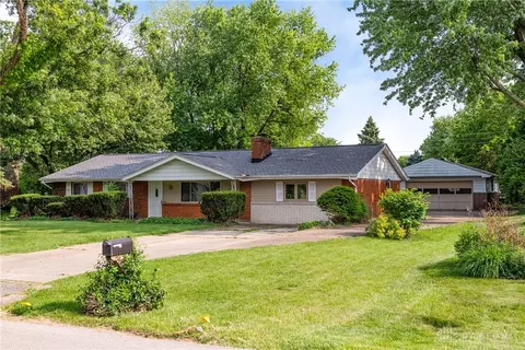 3943 Fernwald Dr, Dayton, OH 45440