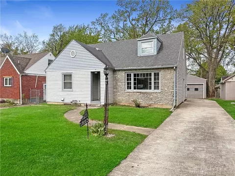 1825 Shaftesbury Rd, Dayton, OH 45406
