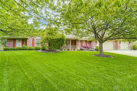 331 Box Elder Dr, Dayton, OH 45458