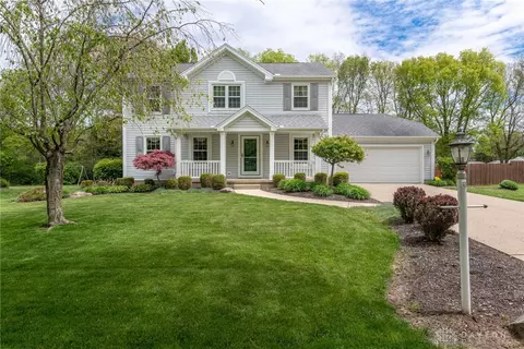 726 Wayfield Ct, Beavercreek, OH 45430