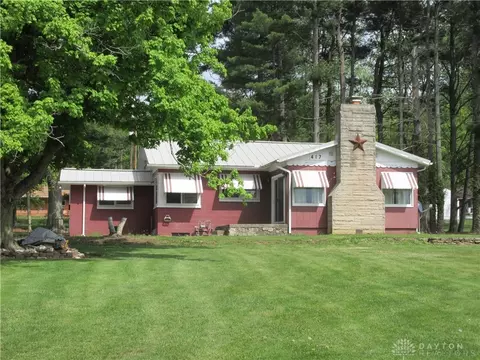 417 S Spring St, New Paris, OH 45347
