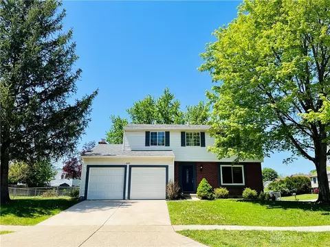 6379 Burkwood Dr, Clayton, OH 45315
