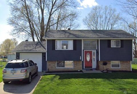 518 Maplecrest Dr, Troy, OH 45373
