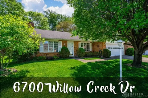 6700 Willow Creek Dr, Huber Heights, OH 45424