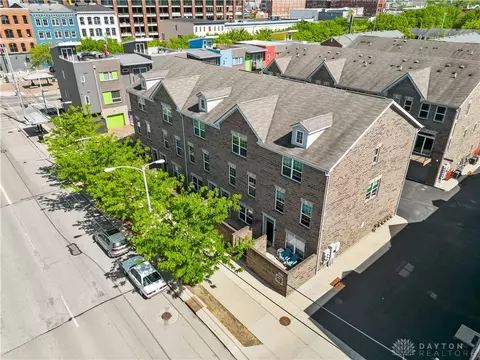 222 E 1st St, Dayton, OH 45402 photo 2