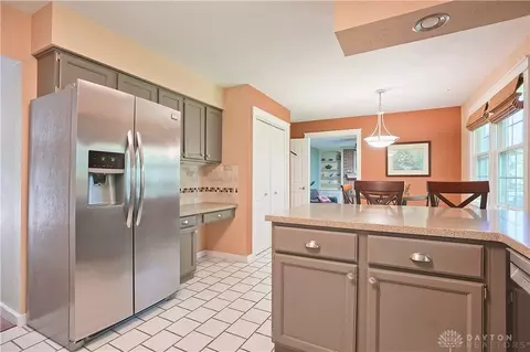 2222 Seneca Dr, Troy, OH 45373 photo 17