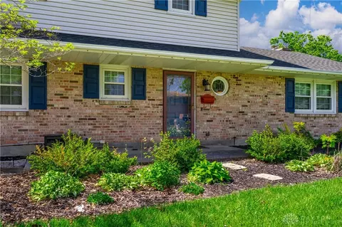 4517 Wing View Ln, Dayton, OH 45429 photo 3