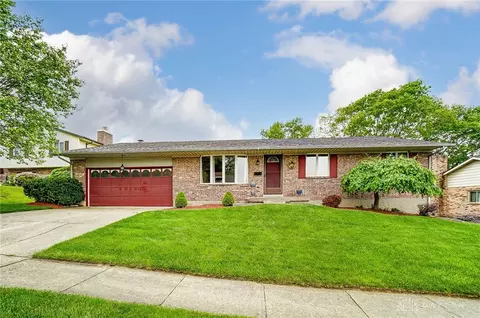 1347 Arrow Sheath Dr, Dayton, OH 45449