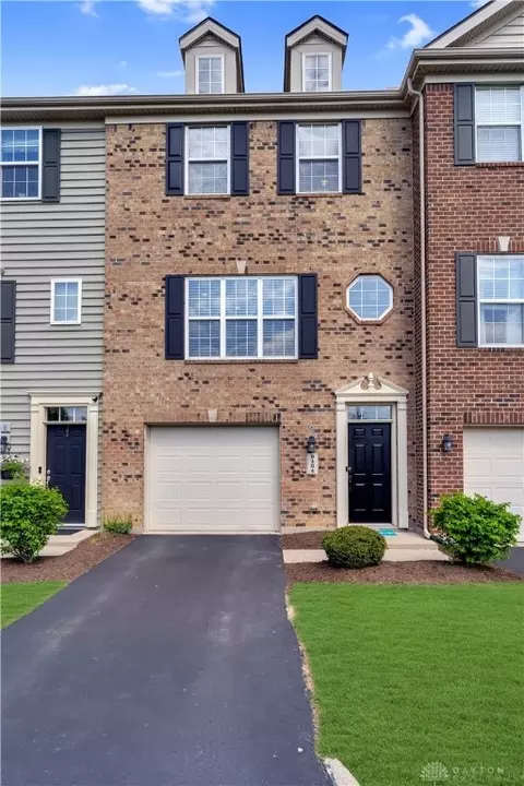 9434 Tahoe Dr, Centerville, OH 45458