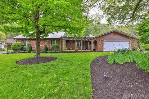 7975 Hinkle Rd, Middletown, OH 45042