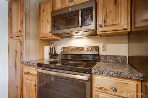 2439 Hemphill Rd, Kettering, OH 45440 photo 16