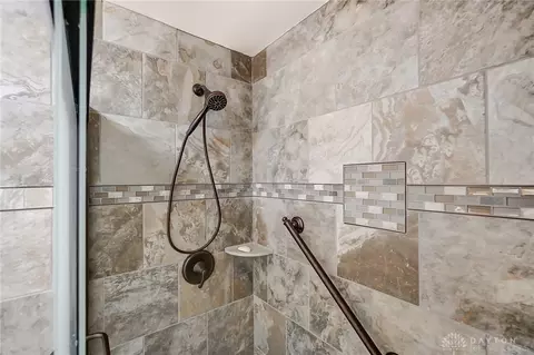 2439 Hemphill Rd, Kettering, OH 45440 photo 38