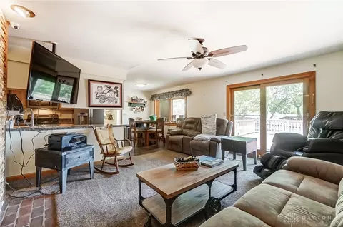 2439 Hemphill Rd, Kettering, OH 45440 photo 4