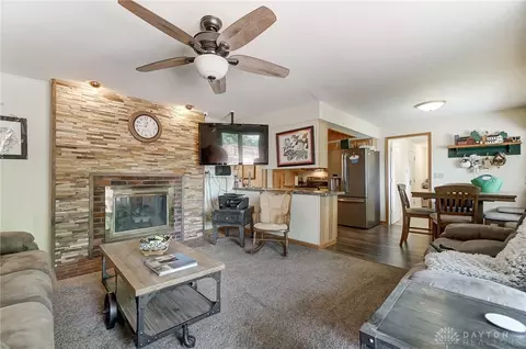 2439 Hemphill Rd, Kettering, OH 45440 photo 8