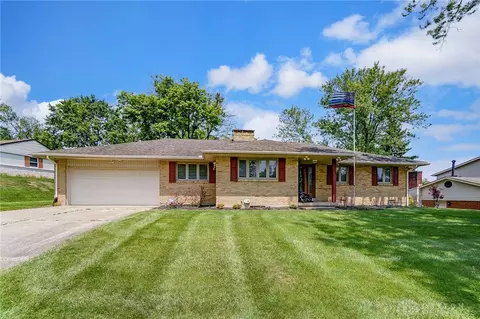 2439 Hemphill Rd, Kettering, OH 45440 photo 2