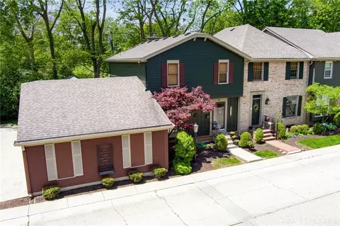 28 Nicholson Ct, Dayton, OH 45459