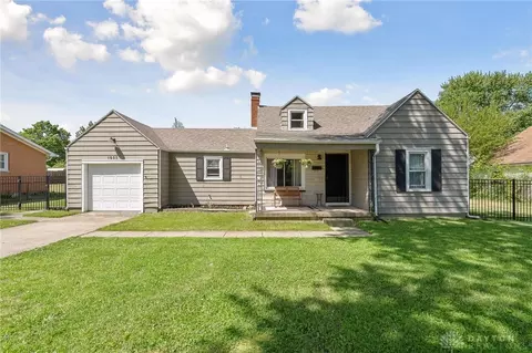 1605 Windemere Dr, Dayton, OH 45429