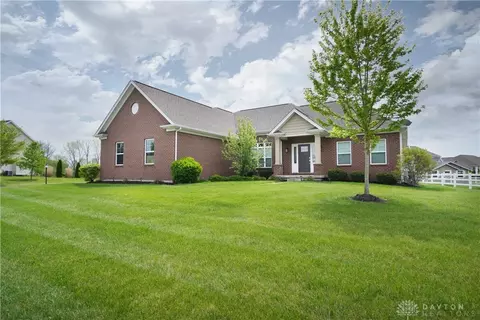 1306 Patriot Way, Beavercreek, OH 45434