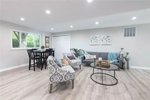 6026 Waterloo Rd, Washington Township, OH 45459 photo 14