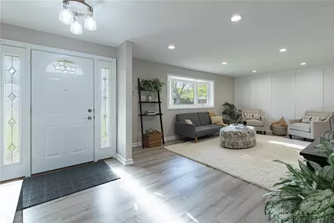 6026 Waterloo Rd, Washington Township, OH 45459 photo 4