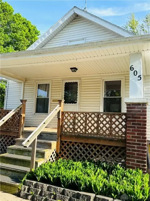 605 2nd St, Piqua, OH 45356
