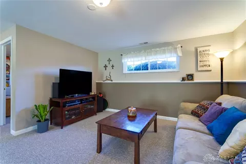 7655 Rolling Oak Dr, Centerville, OH 45459 photo 41