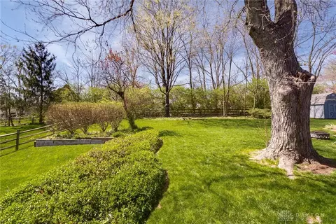 7655 Rolling Oak Dr, Centerville, OH 45459 photo 51