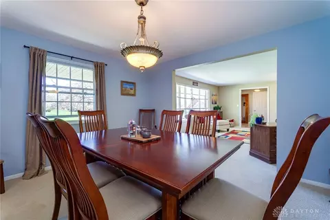 7655 Rolling Oak Dr, Centerville, OH 45459 photo 12