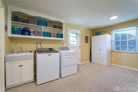 7655 Rolling Oak Dr, Centerville, OH 45459 photo 24