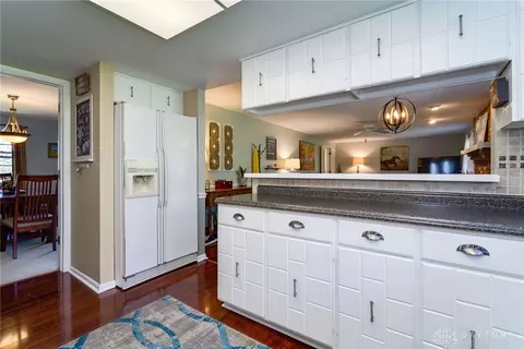 7655 Rolling Oak Dr, Centerville, OH 45459 photo 23