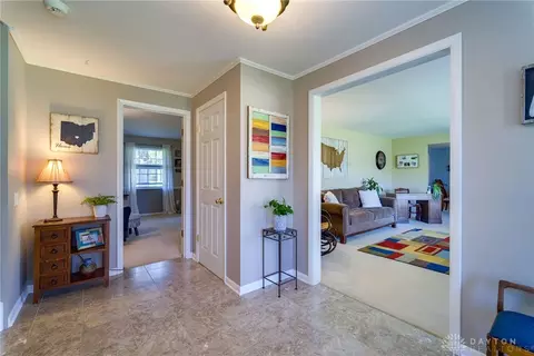 7655 Rolling Oak Dr, Centerville, OH 45459 photo 6